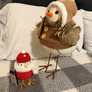 GIANT Featherly Friends Bird - Winter